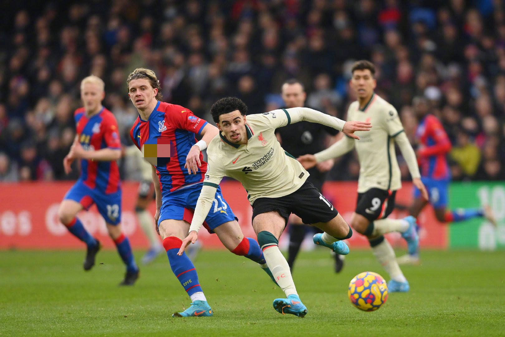 孔帕尼：穆勒最近有点不舒服；准备庆祝夺冠？比赛本身最重要.